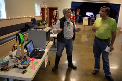 DIY and Hacker Showcase, May 2015, photo 31 of 36