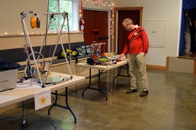DIY and Hacker Showcase, May 2015, photo 33 of 36