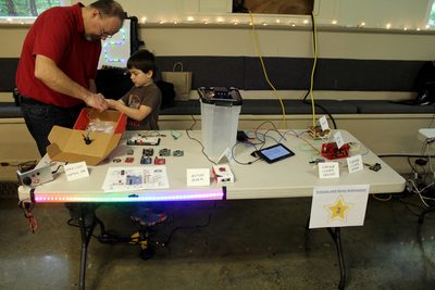 DIY and Hacker Showcase, May 2015, photo 7 of 36